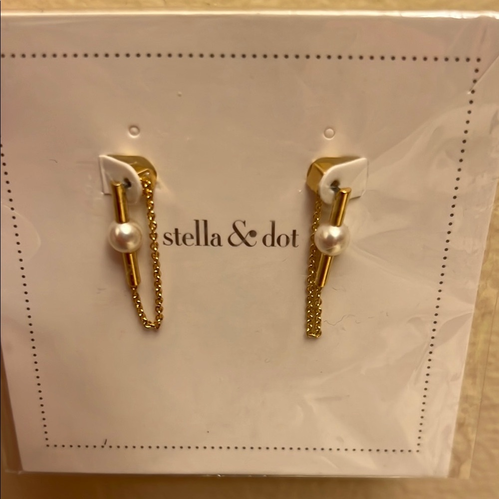 Stella & Dot Gold Pearl Drop Earrings